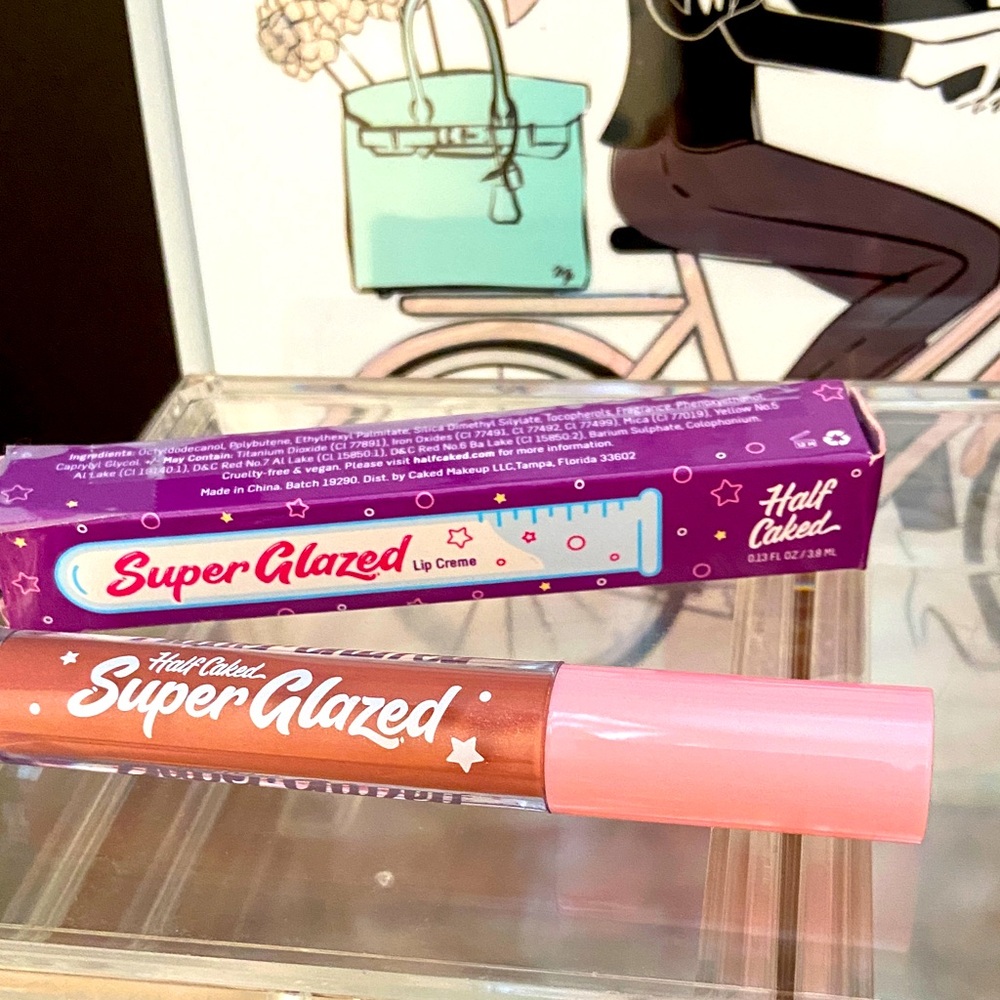 🆕 Half Caked Super Glazed Lip Creme